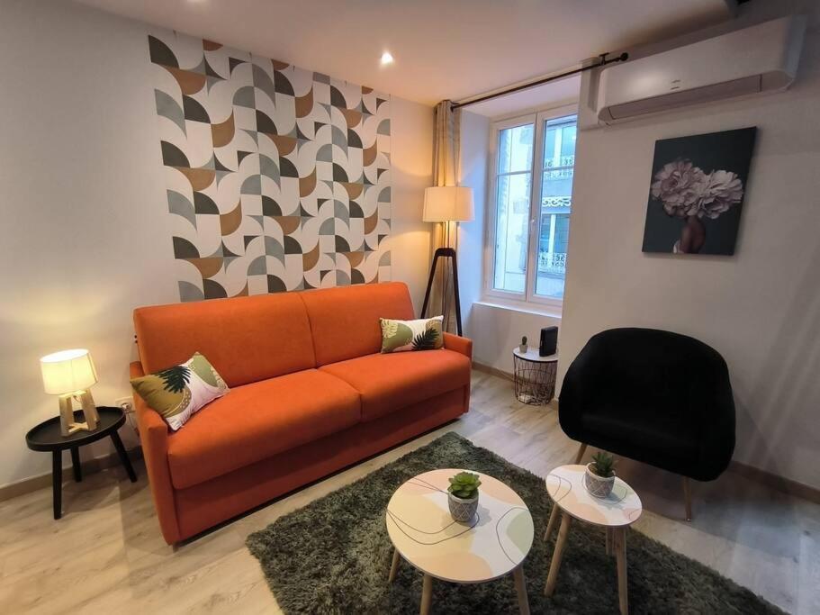 Apartamento T2 -55M2- Elegant Et Chaleureux Montbrison Exterior foto
