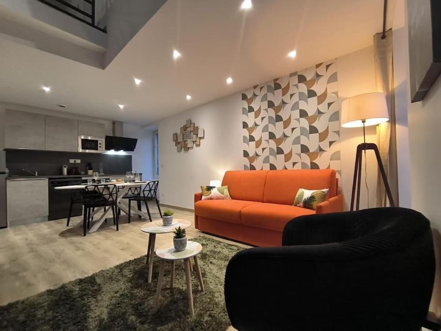Apartamento T2 -55M2- Elegant Et Chaleureux Montbrison Exterior foto